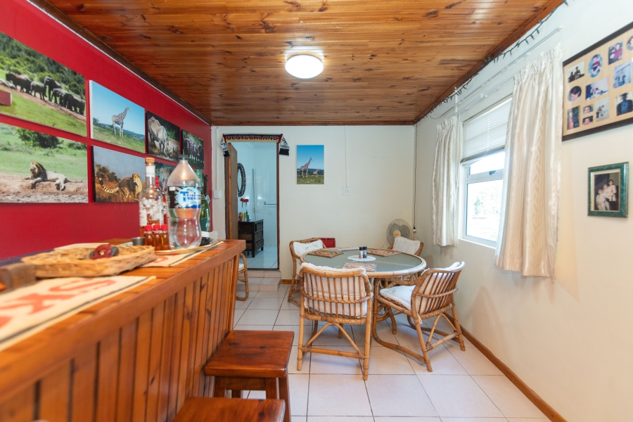 5 Bedroom Property for Sale in Framesby Eastern Cape